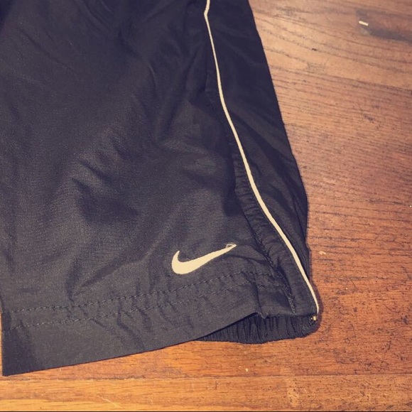 NIKE runners pants - Picture 3 of 4